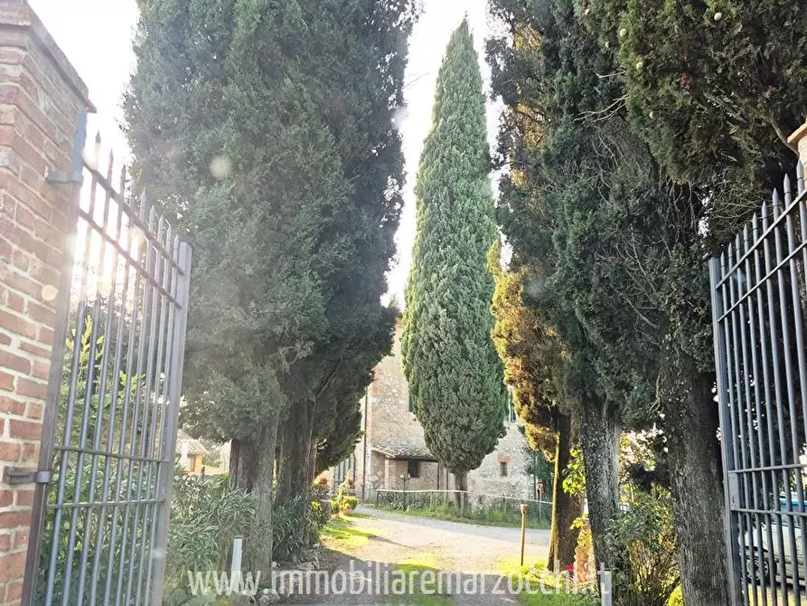 Immagine 1 di Rustico / casale in vendita  in Str. Terrensano e Belcaro, 89 a Siena