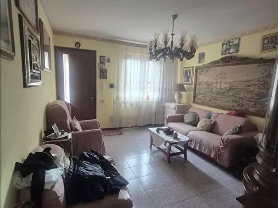 Immagine 5 di Appartamento in vendita  in Via milano a Castellina In Chianti