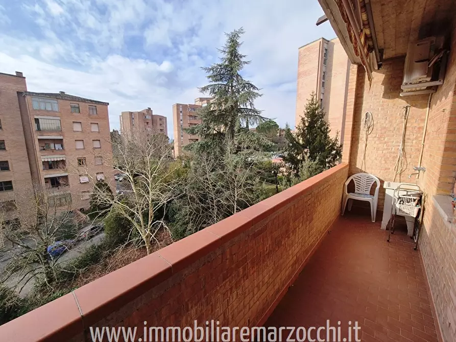 Immagine 5 di Appartamento in vendita  in Via Aldobrandino da Siena, a Siena