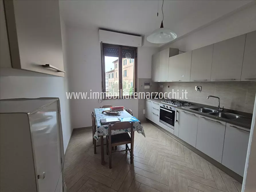 Immagine 6 di Appartamento in vendita  in Via XXIV Maggio, 23 a Siena