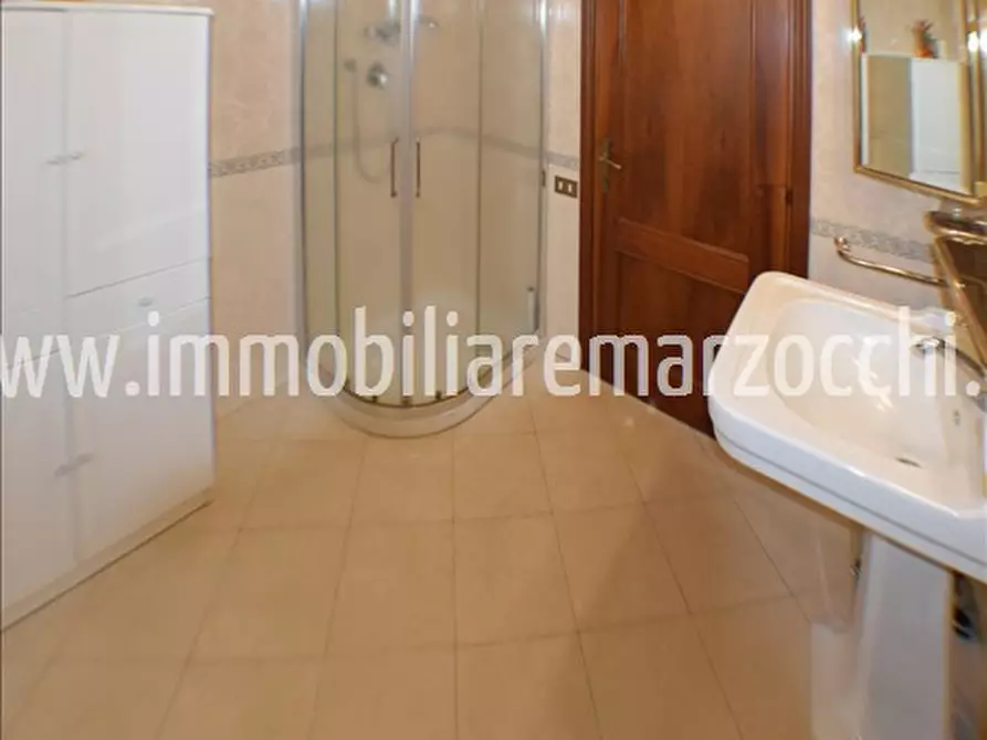 Immagine 7 di Appartamento in vendita  in Via Isonzo, 23 a Siena