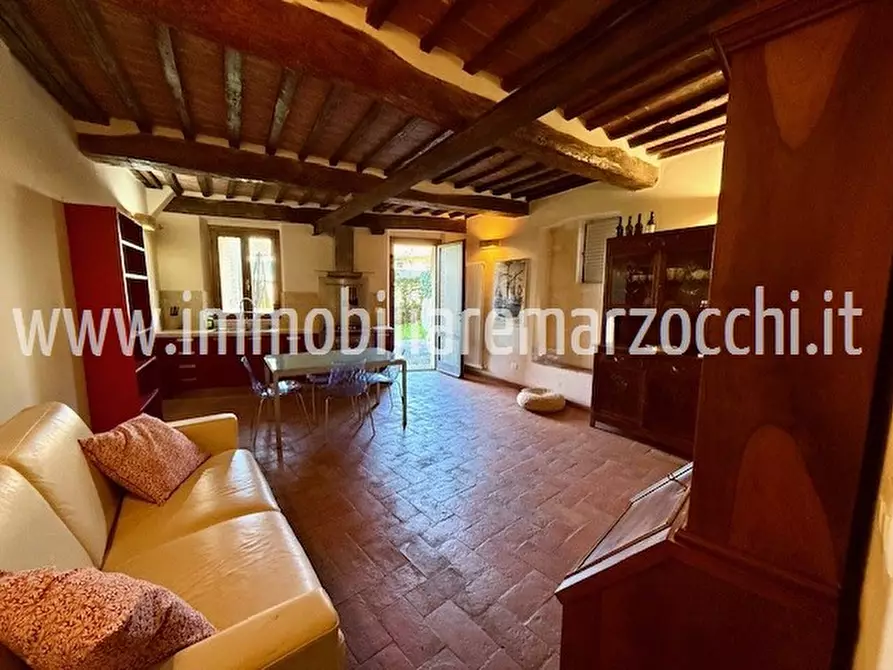 Immagine 5 di Appartamento in vendita  in Pian Dei Mantellini a Siena