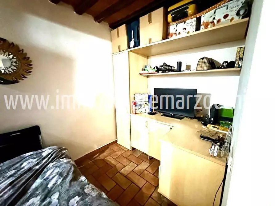 Immagine 8 di Appartamento in vendita  in Via di Mezzo, 2 a Siena