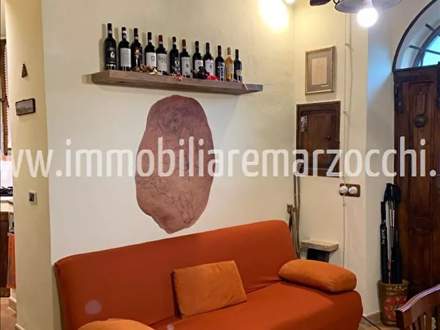 Immagine 7 di Appartamento in vendita  in Piazza Lama, 13 a Monticiano