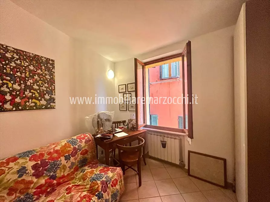 Immagine 7 di Appartamento in vendita  in Via del Rialto, 17 a Siena
