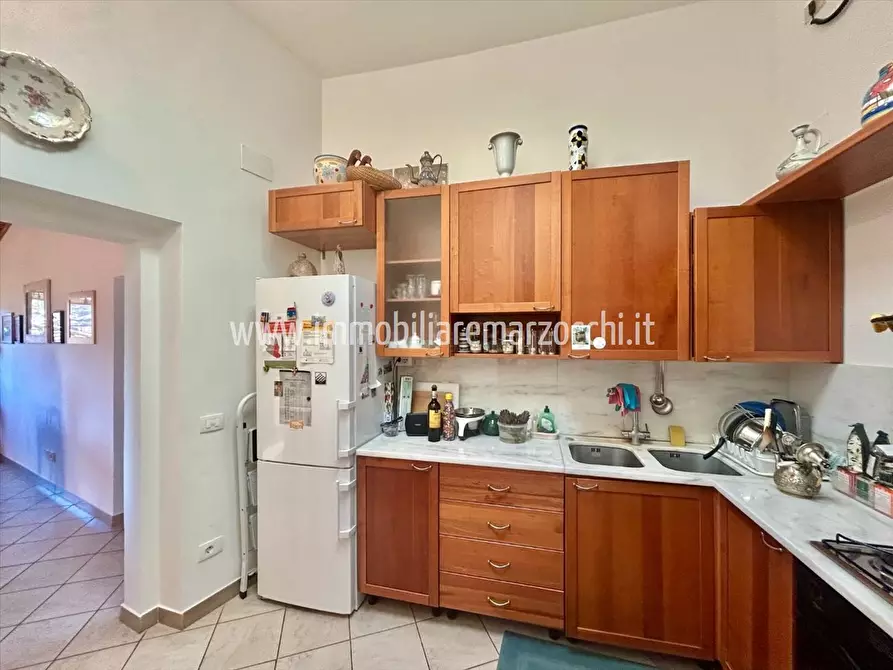 Immagine 4 di Appartamento in vendita  in Via del Rialto, 17 a Siena