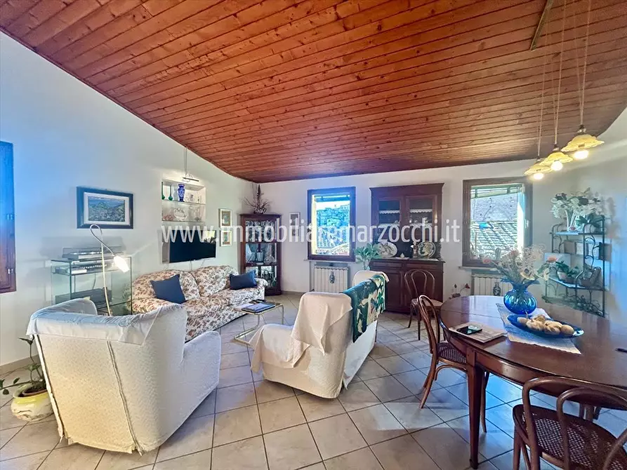 Immagine 1 di Appartamento in vendita  in Via del Rialto, 17 a Siena