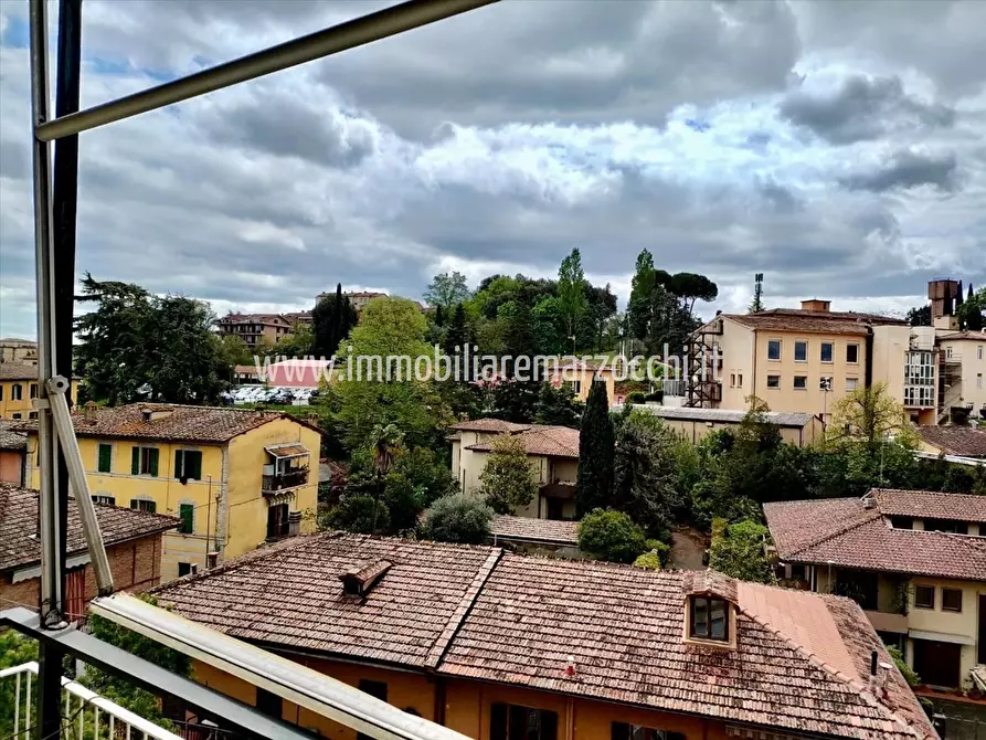 Immagine 9 di Appartamento in vendita  in Indirizzo non valido. a Siena