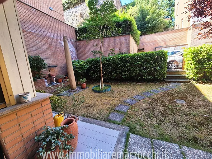 Immagine 7 di Appartamento in vendita  in Via Gaetano Donizetti, 43 a Siena