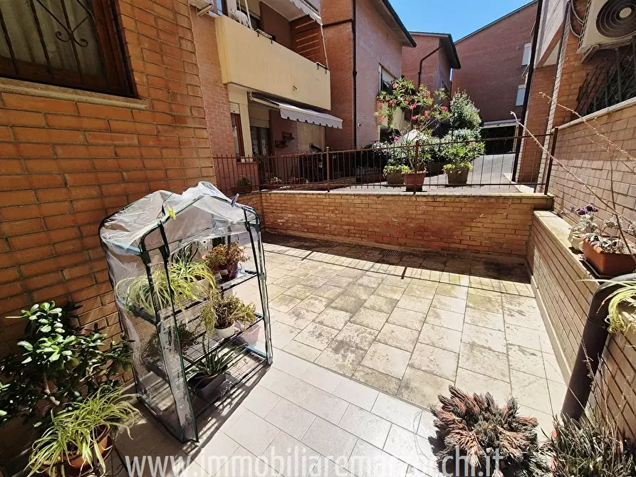 Immagine 2 di Appartamento in vendita  in Via Gaetano Donizetti, 43 a Siena