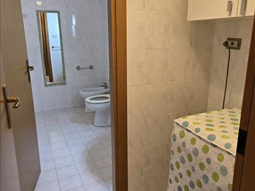 Immagine 10 di Appartamento in vendita  in Isola Arbia Scuole a Siena