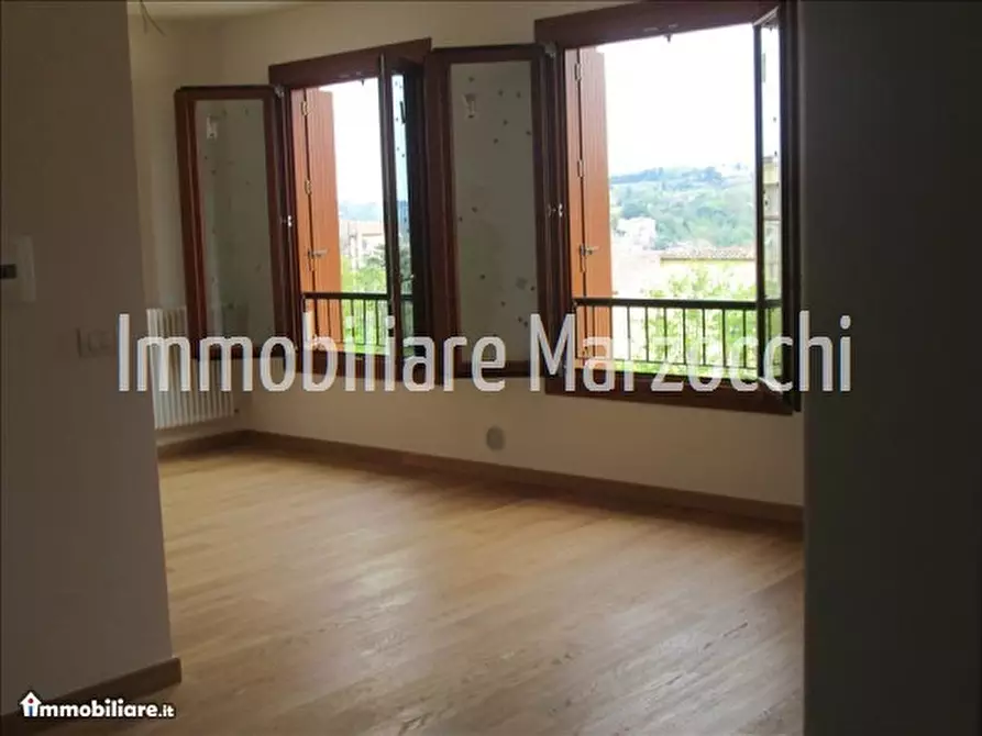 Immagine 9 di Appartamento in vendita  in Via Lippo Memmi, 1 a Siena