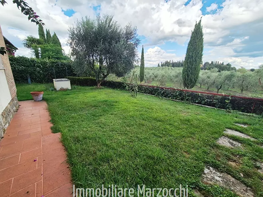 Immagine 2 di Appartamento in vendita  in SR 222 Chiantigiana, 47 a Monteriggioni