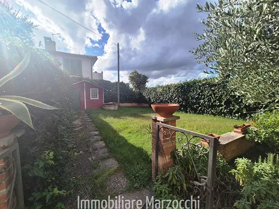 Immagine 9 di Appartamento in vendita  in SR 222 Chiantigiana, 47 a Monteriggioni