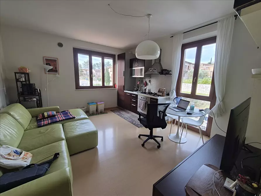 Immagine 3 di Appartamento in vendita  in Piazza R. Guttuso, 14 a Castelnuovo Berardenga