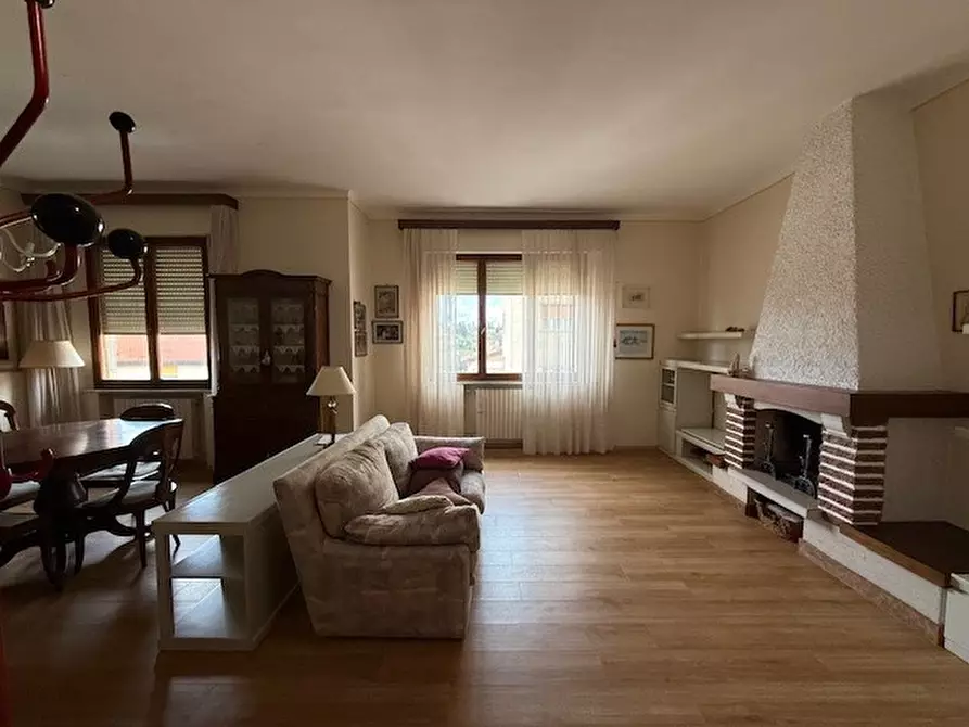 Immagine 5 di Appartamento in vendita  in Via Fiume, snc a Siena