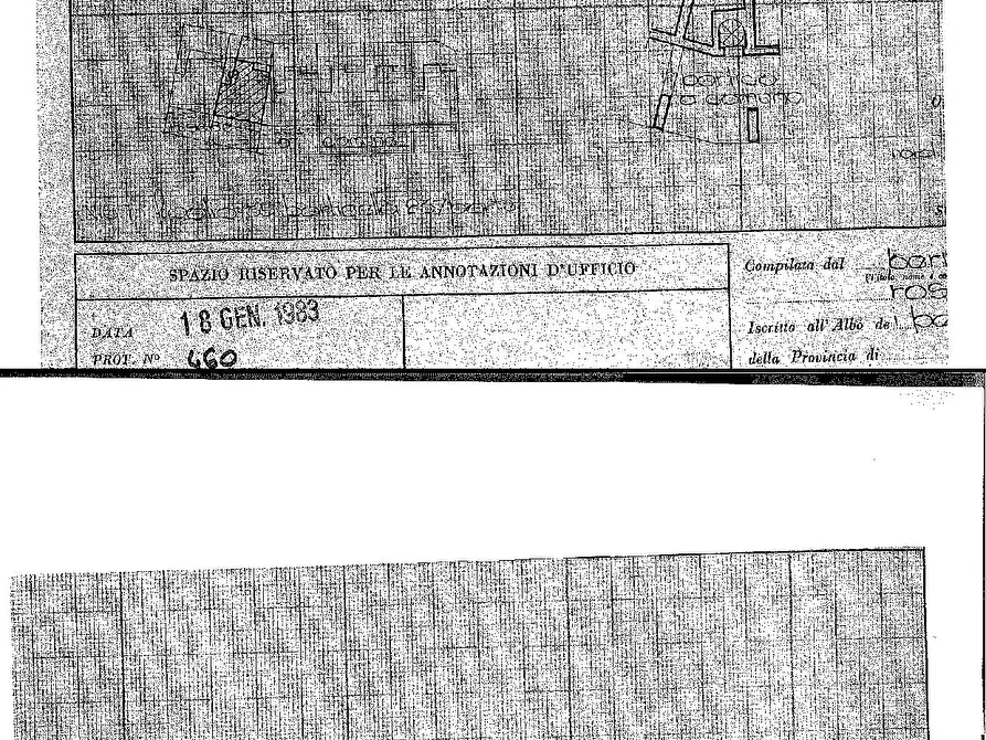 Immagine 11 di Appartamento in vendita  a Siena