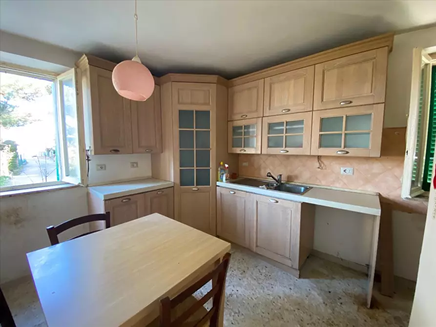 Immagine 2 di Porzione di casa in vendita  in Via Fornaci Fioretto, 15 a Castiglione Del Lago