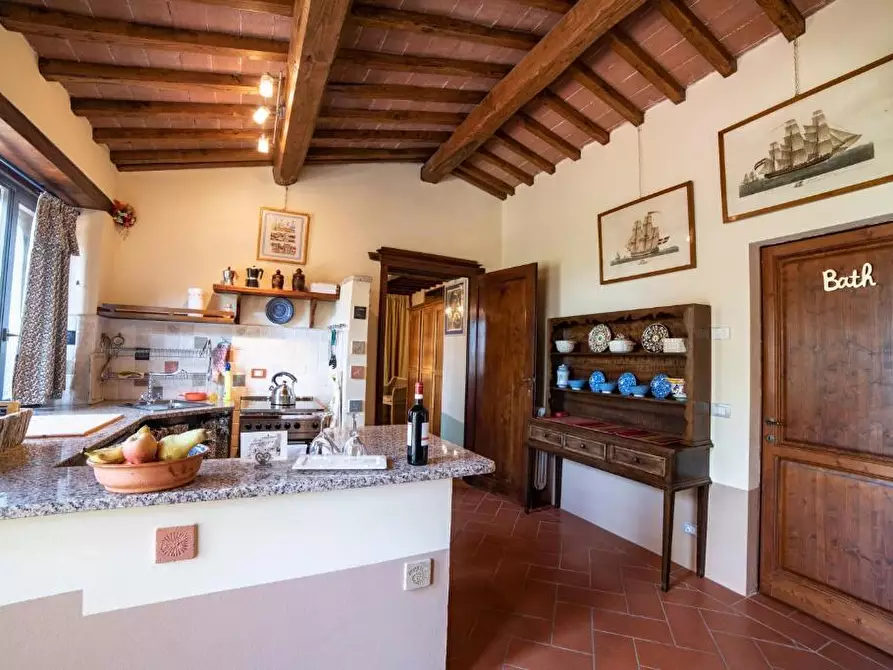 Immagine 7 di Rustico / casale in vendita  in Via Antonio Gramsci, 37 a Passignano Sul Trasimeno