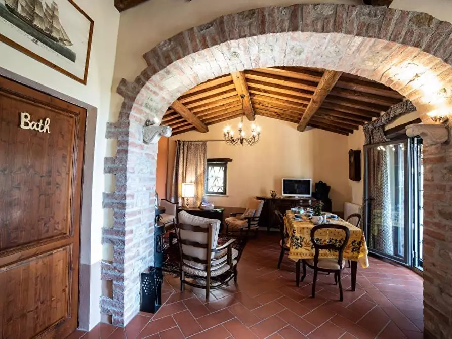 Immagine 6 di Rustico / casale in vendita  in Via Antonio Gramsci, 37 a Passignano Sul Trasimeno