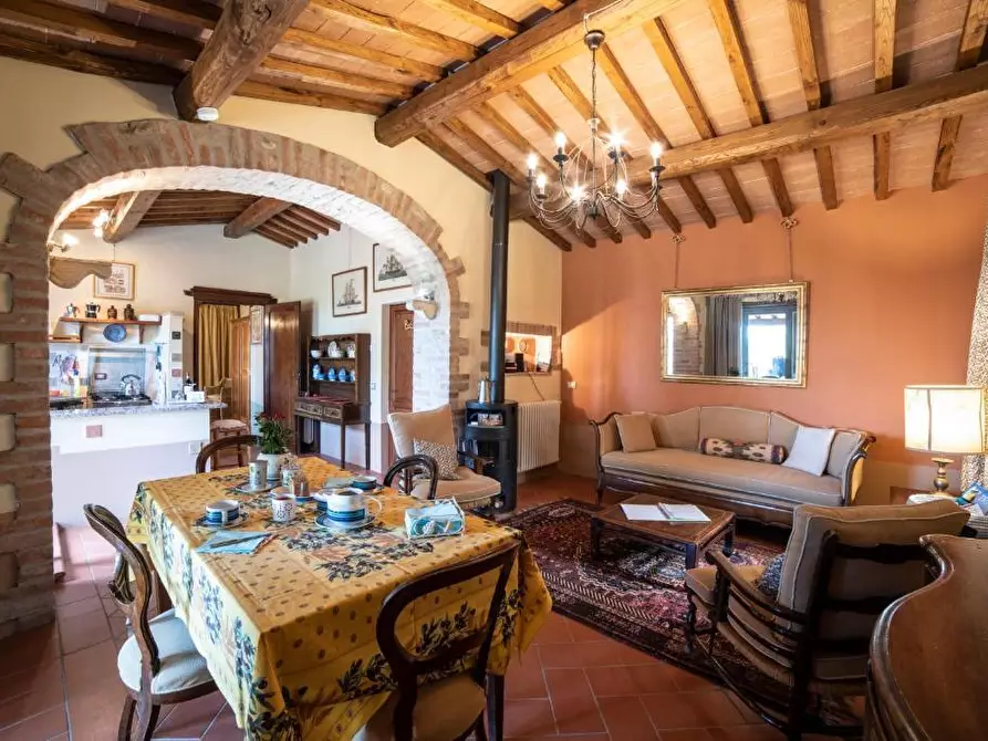 Immagine 5 di Rustico / casale in vendita  in Via Antonio Gramsci, 37 a Passignano Sul Trasimeno