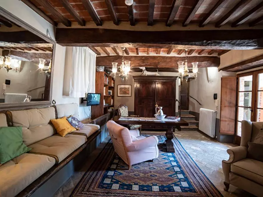 Immagine 4 di Rustico / casale in vendita  in Via Antonio Gramsci, 37 a Passignano Sul Trasimeno