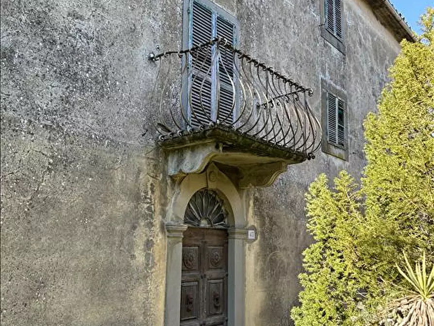 Immagine 9 di Rustico / casale in vendita  a Cortona