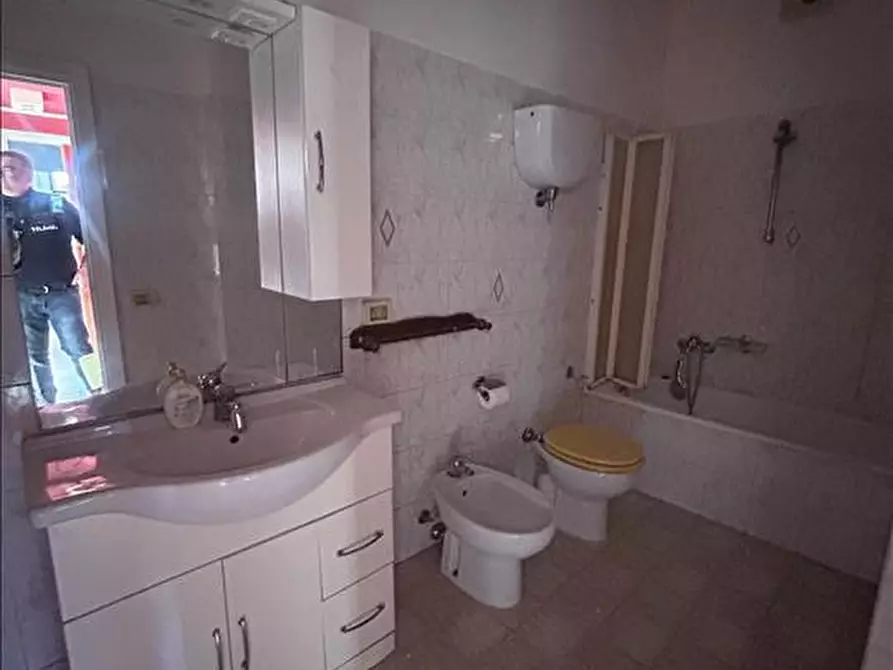 Immagine 3 di Appartamento in vendita  in Panicarola V.2 Agosto a Castiglione Del Lago