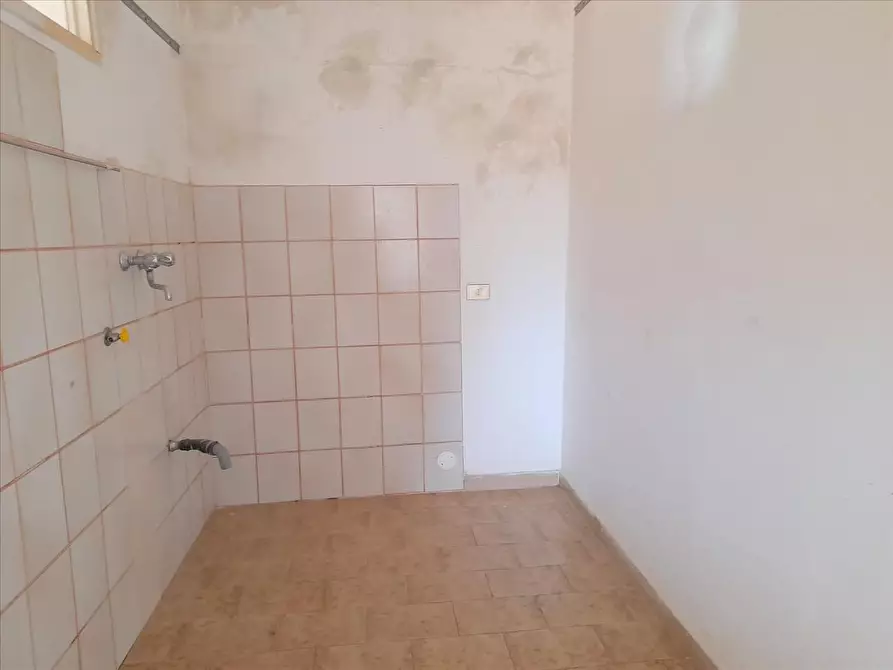 Immagine 9 di Porzione di casa in vendita  in Indirizzo non valido. a Castiglione Del Lago