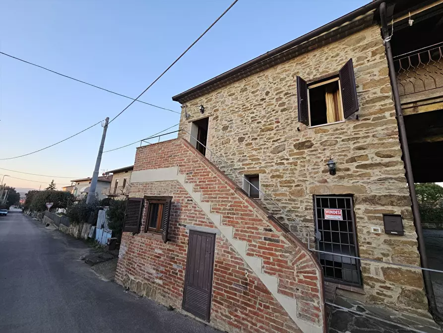 Immagine 1 di Porzione di casa in vendita  in Via della Sapienza, 23 a Magione