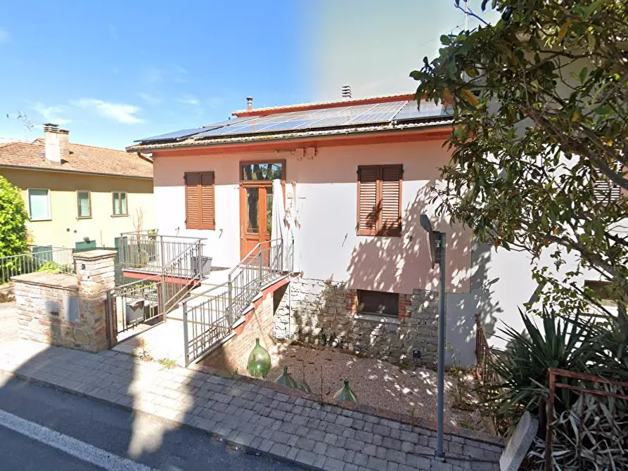 Immagine 1 di Porzione di casa in vendita  in Via dei Partigiani, 120 a Castiglione Del Lago