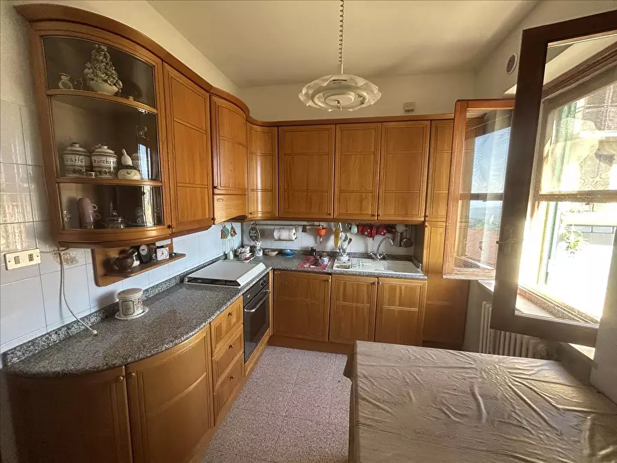 Immagine 8 di Casa indipendente in vendita  in Piazza Regina Margherita, 4 a Panicale