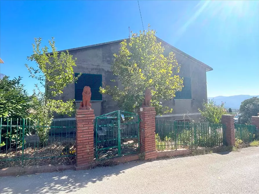 Immagine 9 di Casa indipendente in vendita  in Piazza Regina Margherita, 4 a Panicale