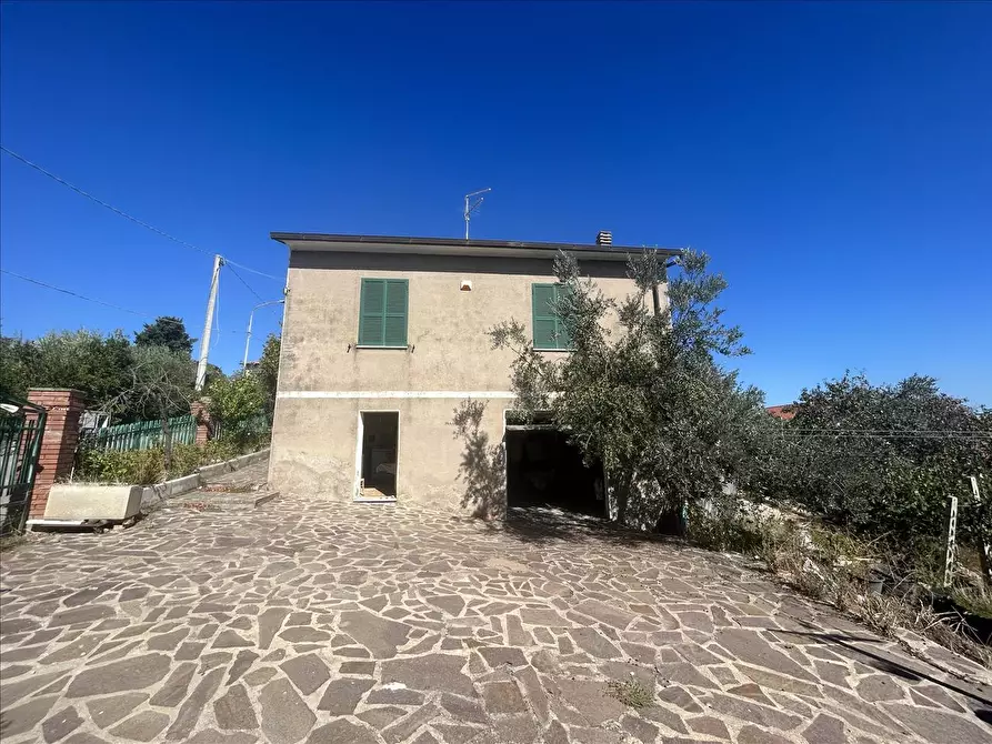 Immagine 2 di Casa indipendente in vendita  in Piazza Regina Margherita, 4 a Panicale