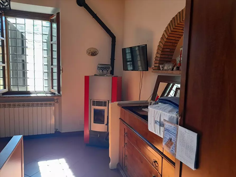 Immagine 10 di Casa indipendente in vendita  in Via XXV Aprile, 7 a Castiglione Del Lago