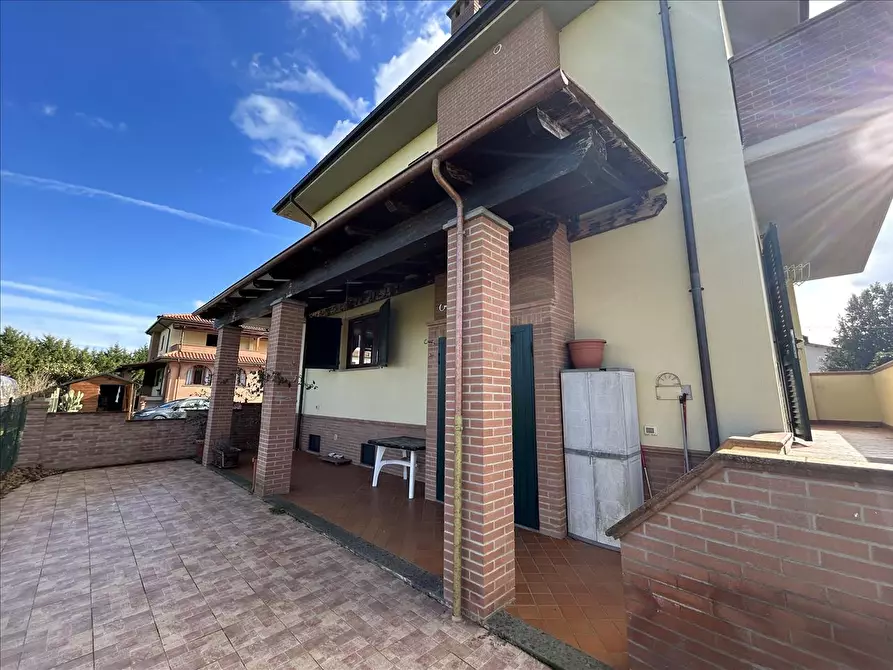 Immagine 5 di Appartamento in vendita  a Castiglione Del Lago