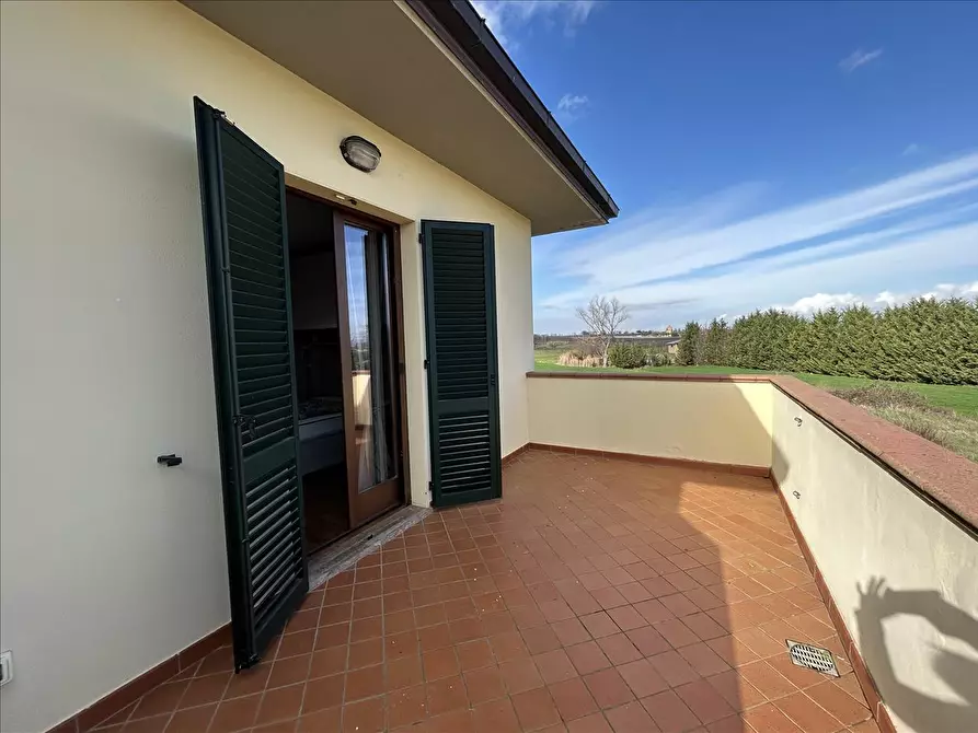 Immagine 7 di Appartamento in vendita  a Castiglione Del Lago