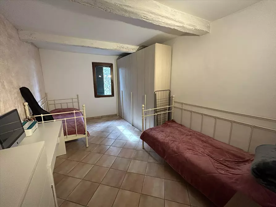 Immagine 7 di Appartamento in vendita  a Castiglione Del Lago