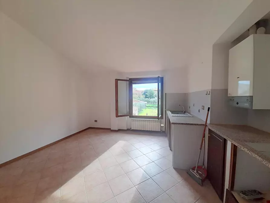 Immagine 1 di Appartamento in vendita  a Castiglione Del Lago