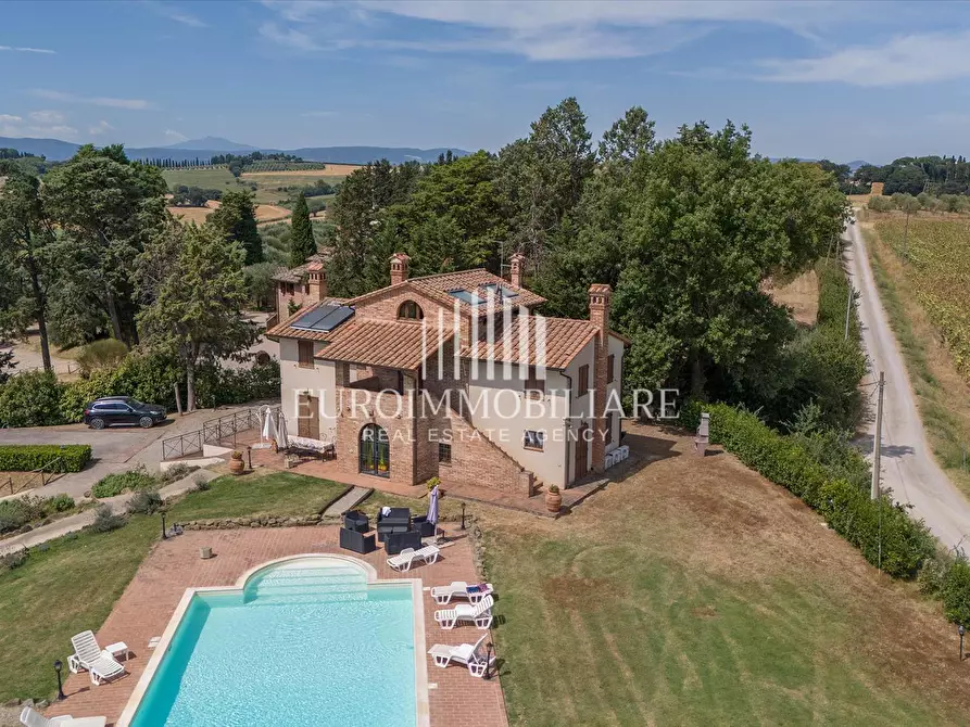 Immagine 9 di Rustico / casale in vendita  a Castiglione Del Lago