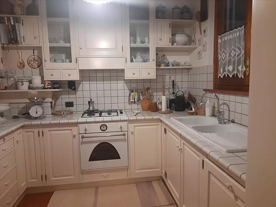 Immagine 2 di Appartamento in vendita  a Panicale