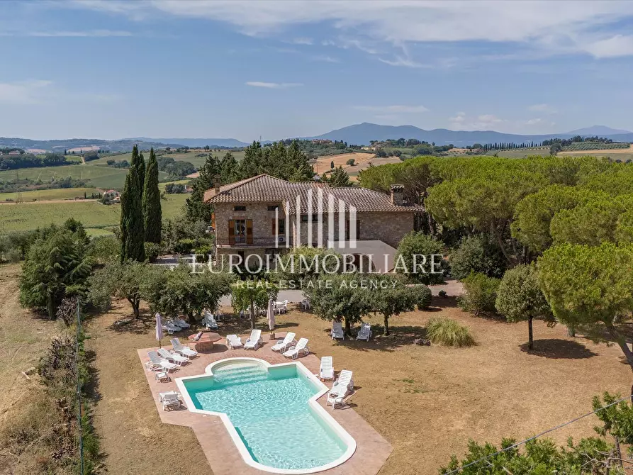 Immagine 2 di Rustico / casale in vendita  in Indirizzo non valido. a Castiglione Del Lago