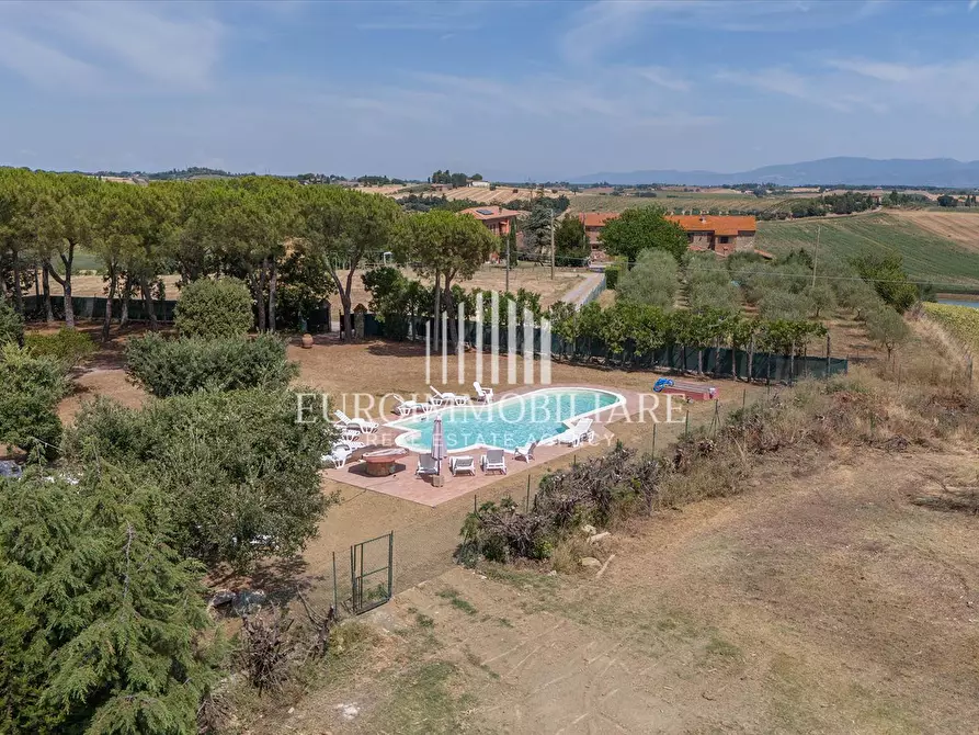 Immagine 7 di Rustico / casale in vendita  in Indirizzo non valido. a Castiglione Del Lago