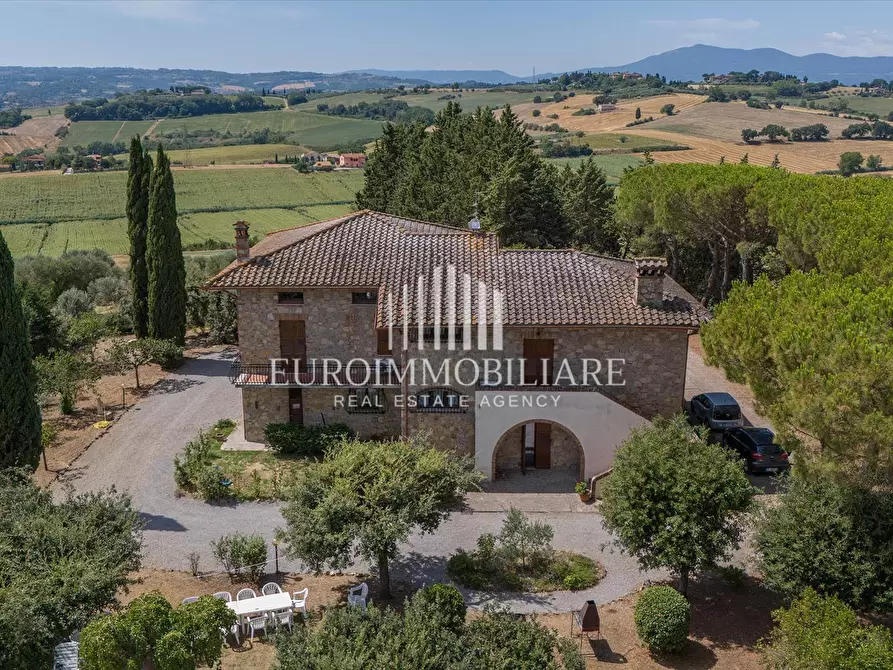 Immagine 8 di Rustico / casale in vendita  in Indirizzo non valido. a Castiglione Del Lago