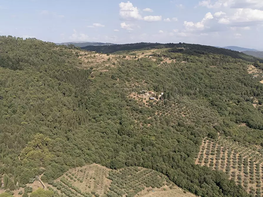 Immagine 8 di Rustico / casale in vendita  in Via Cappuccini, 1 a Passignano Sul Trasimeno