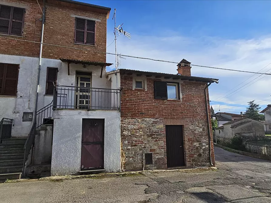 Immagine 5 di Porzione di casa in vendita  a Castiglione Del Lago