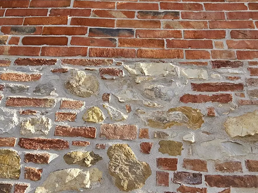 Immagine 9 di Porzione di casa in vendita  a Castiglione Del Lago