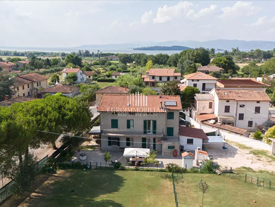Immagine 2 di Casa indipendente in vendita  a Magione