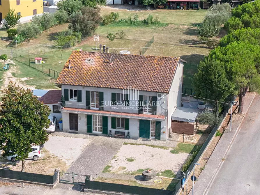 Immagine 6 di Casa indipendente in vendita  a Magione