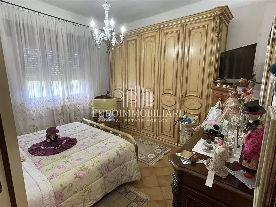 Immagine 10 di Casa indipendente in vendita  a Sinalunga